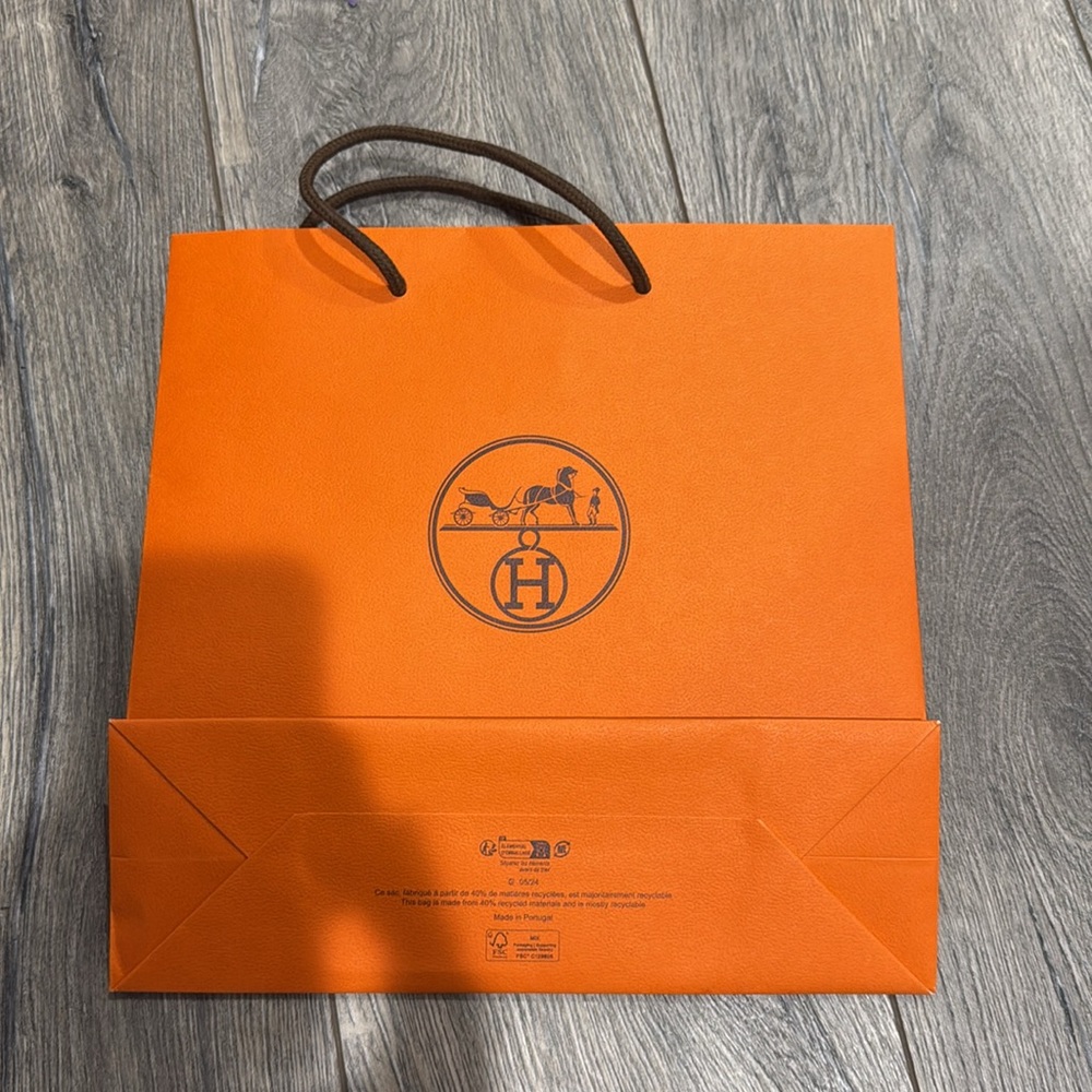 NEW • Hermes • Orange Shopping Bag 11.5” x 11.5” - Picture 3 of 3